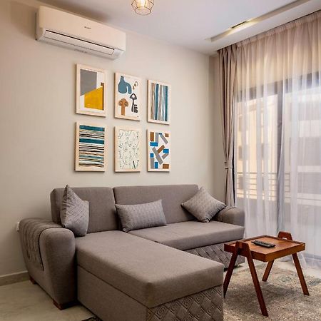 Travelholic Residence Golden Gates カイロ エクステリア 写真