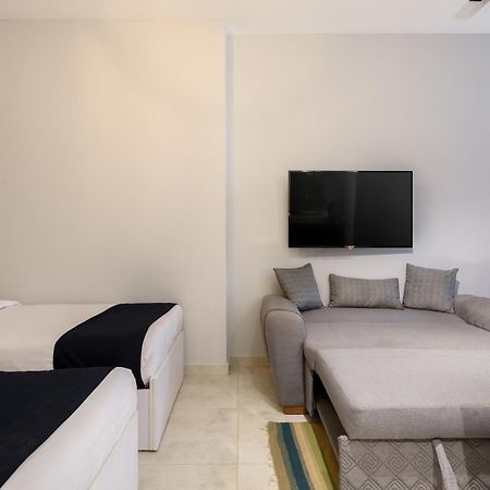 Travelholic Residence Golden Gates カイロ エクステリア 写真