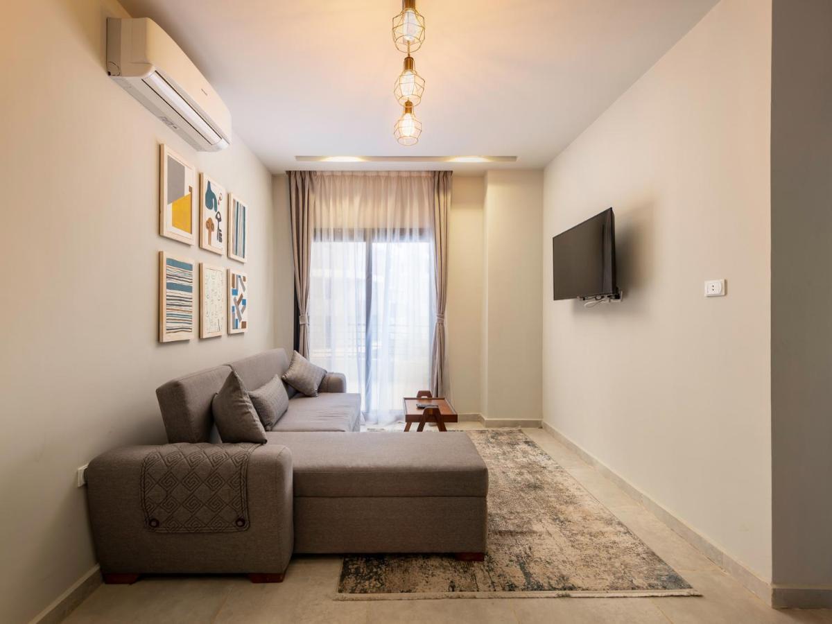 Travelholic Residence Golden Gates カイロ エクステリア 写真