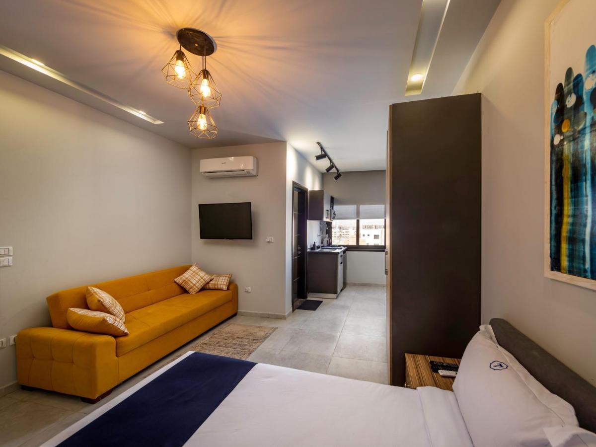 Travelholic Residence Golden Gates カイロ エクステリア 写真
