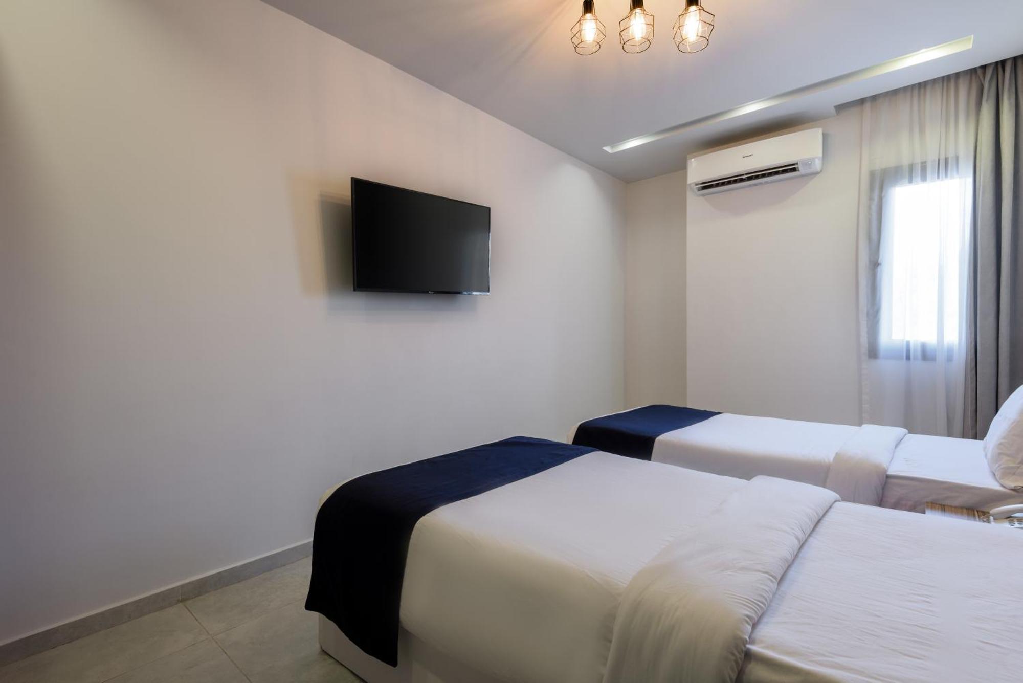 Travelholic Residence Golden Gates カイロ エクステリア 写真